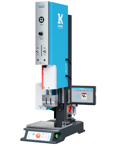 伺服超聲波塑料焊接機(jī) 15kHz-3000/4000W L3000 ServoⅡ 超聲波頻率：15/20kHz        超聲波功率：2000W / 3000W /4000W  焊接模式：8種焊接模式：手動、時(shí)間、能量、停振、絕對行程、相對行程、多行程、Xn模式  特點(diǎn)：互聯(lián)網(wǎng)遠(yuǎn)程運(yùn)維；底模焊接件偵測；超大人機(jī)交互界面；精密多段行程控制；精密多段速度控制；精密多段壓力控制；無縫對接MES系統(tǒng)；智能振幅分階；焊接數(shù)據(jù)存儲導(dǎo)入導(dǎo)出；支持分屏監(jiān)視；詳細(xì)運(yùn)行狀態(tài)監(jiān)視